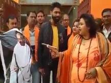 গাঁধীর কুশপুতুলে গুলি, গ্রেফতার হিন্দু মহাসভার নেত্রী সহ ৭