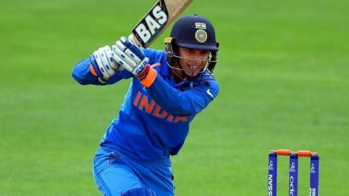 Mandhana shines but India fail; New Zealand women win 1st T20 স্মৃতির অর্ধশতরান সত্ত্বেও প্রথম টি-২০ ম্যাচে হার ভারতের