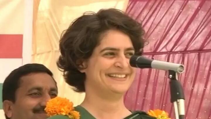 এক বছর আগে কংগ্রেস সভাপতি রাহুল গাঁধীও এই ঝুপড়িতে এসেছিলেন বলে জানিয়েছেন সুভাষ