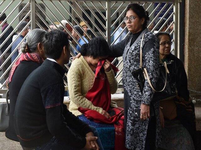 আহতদের রাম মনোহর লোহিয়া ও লেডি হার্ডিঞ্জ হাসপাতালে ভর্তি করা হয়েছে। ছবি–(এএফপি)