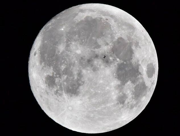 নাসা জানিয়েছে আবার ৭ বছর পর অর্থাৎ ২০২৬ সালে আবার দেখা যাবে এই সুপার মুন