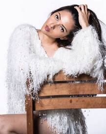 এবার রিয়া সেনকে দেখা যাবে ওয়েব সিরিজে, ইনস্টাগ্রামে ছবি শেয়ার করে জানালেন নিজেই