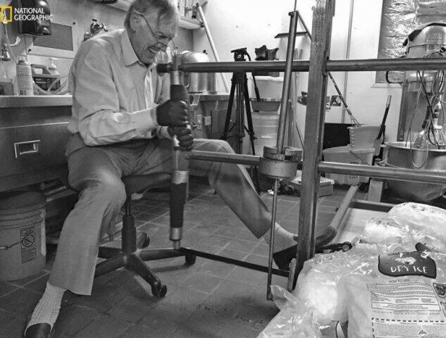 মৃত্যুর আগে পর্যন্ত সুসান নিজের সঙ্গে একটি কার্ড রাখতেন। যাতে লেখা থাকতো, তিনি দেহ দান করেছেন। তিনি যেখানেই মারা যান না কেন তার শরীর যেন যত তাড়াতাড়ি সম্ভর সংরক্ষণ করা হয়।(সব ছবি- ন্যাশানাল জিওগ্রাফি) 