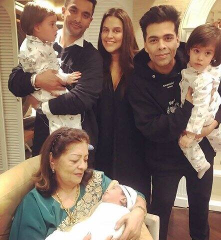 গত বছরের ১৮ নভেম্বর তাঁর একমাত্র সন্তানের জন্ম দিয়েছেন নেহা।