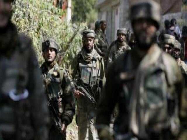 2 terrorists killed in encounter with Army personnel in J&K's Baramulla বারামুলায় নিরাপত্তারক্ষীদের সঙ্গে সংঘর্ষে খতম ২ জঙ্গি
