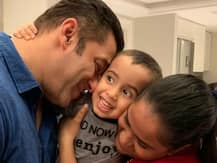 দেখুন! বলিউডের প্রিয়তম মামা-ভাগ্নে সলমন ও আহিলের কিছু ছবি