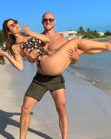 আমান্ডা কার্নি (সব ছবি-ইনস্টাগ্রাম)