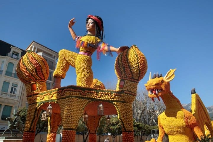 গত বছর এই উৎসবের বিষয় ভাবনা ছিল ভারত