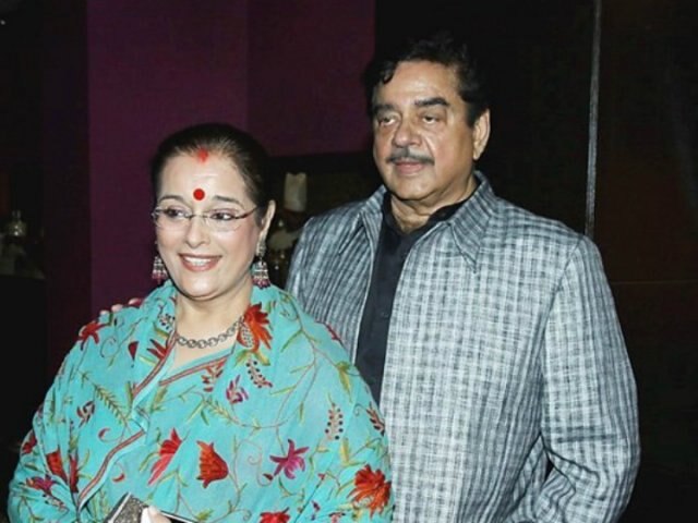 Shatrughan Sinha's wife Poonam Sinha to contest against Rajnath in Lucknow লখনউ থেকে রাজনাথ সিংহের বিরুদ্ধে ভোটে দাঁড়াচ্ছেন শত্রুঘ্ন সিনহার স্ত্রী পুনম