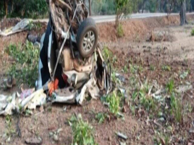 ঘটনাস্থলে নিরাপত্তারক্ষীরা আসে। মুখ্যমন্ত্রী এই ঘটনায় সত্বর বৈঠক ডাকেন