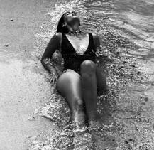 দেখতে হুবহু মালাইকার মত, ইনি কে বলুন তো? আরবাজেরই প্রাক্তন বান্ধবী!