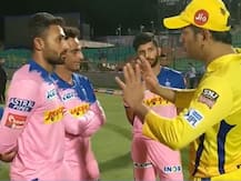 দেখুন: ম্যাচে মেজাজ হারালেও পরে ধোনি ‘ক্লাস’ নিলেন রাজস্থানের তরুণ ক্রিকেটারদের