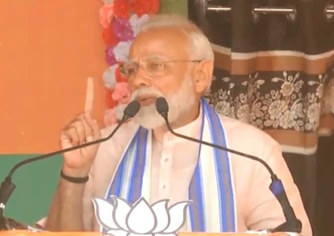 Doe it behove Rahul to label all Modis as thieves, PM in Korba সব মোদিই চোর: এ কথা বলা কি কংগ্রেস সভাপতিকে মানায়? প্রধানমন্ত্রী