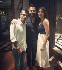 বিরাট-অনুষ্কার আমন্ত্রণে নৈশভোজে হাজির আরসিবি-র সতীর্থরা