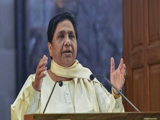 Mayawati attacks PM, says people don't want govt which asks youth to sell pakoras শিক্ষিত যুবকদের পকোড়া বেচতে বলা সরকার চায় না মানুষ, মোদিকে কটাক্ষ মায়াবতীর