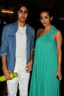 ছেলে আরহান খানের সঙ্গে ঘুরতে বেরোলেন মালাইকা