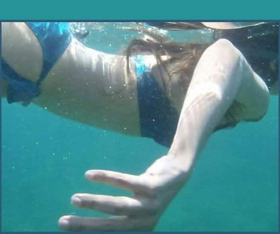 দেখুন তাঁর আরও ছবি। 