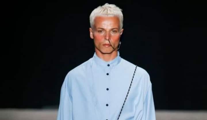 এজেন্সির এক মুখপাত্র জানিয়েছেন, সকলের সঙ্গে টেলসের ব্যবহার ছিল দারুণ। তিনি এর আগে এসপিএফডব্লু ও অন্যান্য গুরুত্বপূর্ণ ফ্যাশন শো-তে র্যা ম্প ওয়াক করেছেন। 