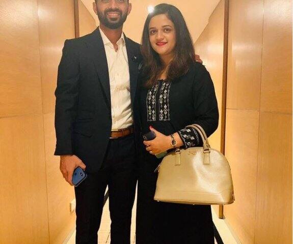 অজিঙ্কা রাহানে বিয়ে করেছেন ছোটবেলার বন্ধুকে।