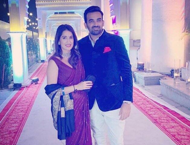 জাহির খান বিয়ে করেছেন অভিনেত্রী সাগরিকা ঘাটগেকে। 