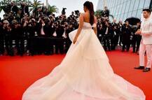 কানের লাল কার্পেটে এক সঙ্গে নিক-প্রিয়ঙ্কা