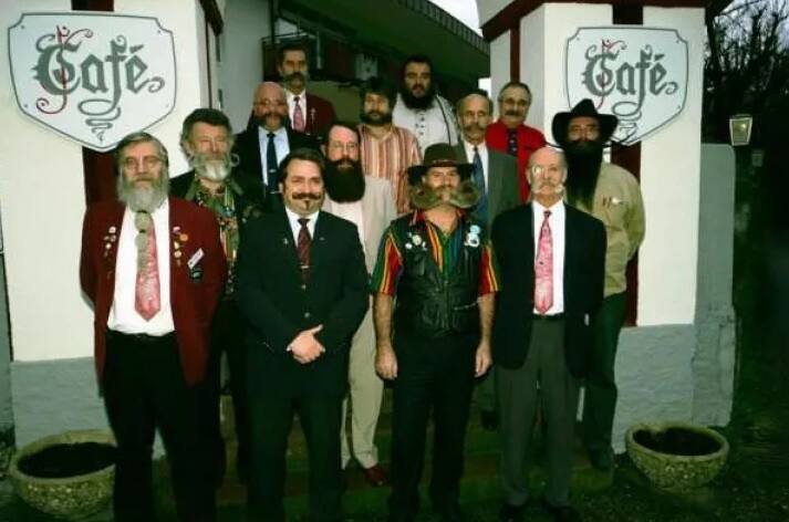 দু’বছর অন্তর অনুষ্ঠিত হয় এই প্রতিযোগিতা