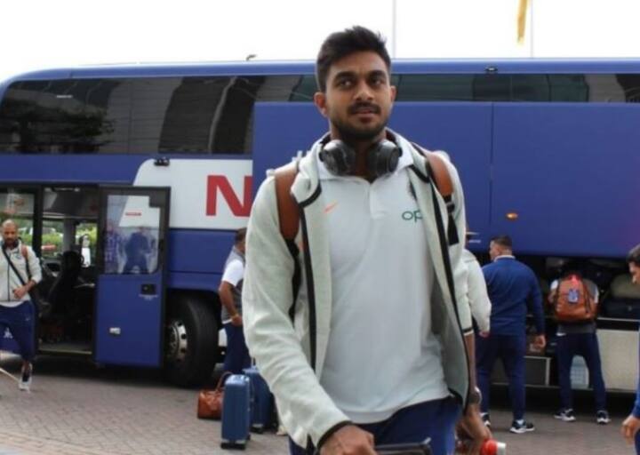 প্রথম প্রস্তুতি ম্যাচের আগের দিন অনুশীলনে চোট পান অলরাউন্ডার বিজয় শঙ্কর। তবে তাঁর চোট গুরুতর নয়