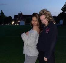 শাহরুখ-কন্যা সুহানার সাদা-কালো নতুন ছবি, ভাইরাল সোশ্যাল মিডিয়ায়