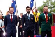 দেখুন, বাকিংহাম প্যালেসে রানি এলিজাবেথ, রাজপুত্র হ্যারির সঙ্গে দেখা করলেন বিরাটরা