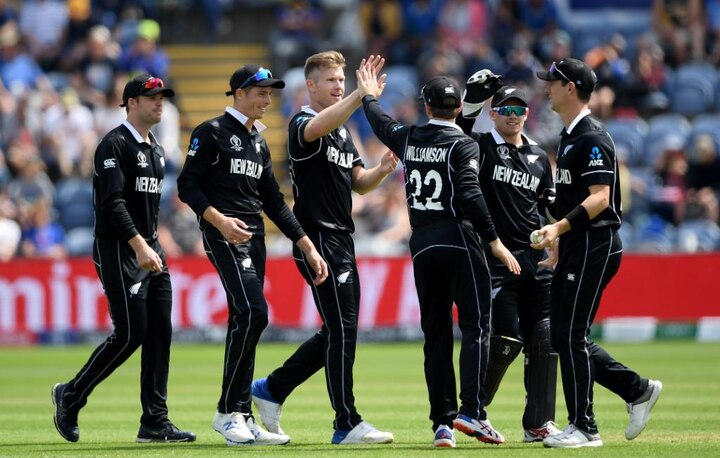 New Zealand thrash Sri Lanka by 10 wickets in World Cup শ্রীলঙ্কাকে ১০ উইকেটে হারিয়ে বিশ্বকাপ শুরু নিউজিল্যান্ডের