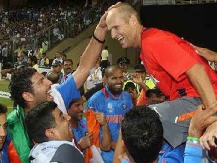 দক্ষিণ আফ্রিকার বিরুদ্ধে ভারতের ম্যাচের আগে ২০১১-র বিশ্বকাপ জয়ের জন্য ‘গুরু গ্যারি’কে ধন্যবাদ যুবরাজের Yuvraj Singh thanks 'Guru Gary' for 2011 WC triumph, but warns for INDvSA WC 2019 clash দক্ষিণ আফ্রিকার বিরুদ্ধে ভারতের ম্যাচের আগে ২০১১-র বিশ্বকাপ জয়ের জন্য ‘গুরু গ্যারি’কে ধন্যবাদ যুবরাজের