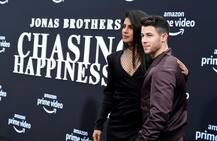 জোনাস ভাইদের তথ্যচিত্রের প্রিমিয়ারে স্বামীর সঙ্গে প্রিয়ঙ্কা