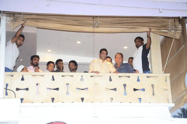 খুশির ইদের আনন্দে সলমন। 