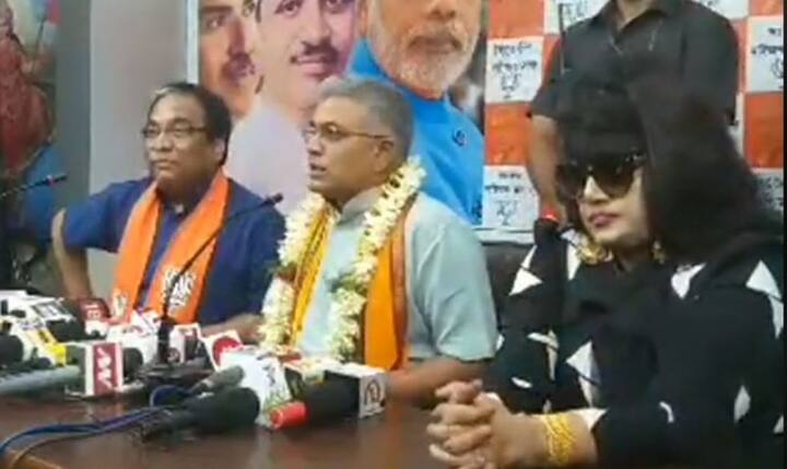 অঞ্জু ঘোষ জন্মসূত্রে ভারতীয়। তাঁর ভোটার কার্ড, আধার কার্ড,পাসপোর্ট সামনে এনে দাবি করল বিজেপি (ছবি- ফেসবুক)