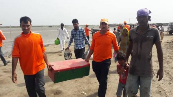 গুজরাত সরকারের পক্ষ থেকে জানানো হয়েছে, কচ্ছ, মোরবি, জামনগর, জুনাগড়, দেবভূমি-দ্বারকা, পোরবন্দর, রাজকোট, আমরেলি, ভাবনগর ও গির-সোমনাথ জেলায় ‘বায়ু’-র প্রভাব পড়তে পারে। ছবি সৌজন্যে ট্যুইটার