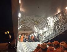 গুজরাত উপকূলের দিকে এগোচ্ছে ঘূর্ণিঝড় ‘বায়ু’, জারি সতর্কতা, তৈরি নৌবাহিনী