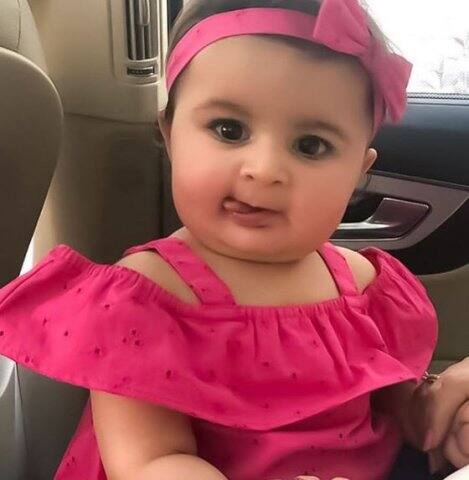 এখনই বেশ পোজ দিতে শিখেছে নুরভি।