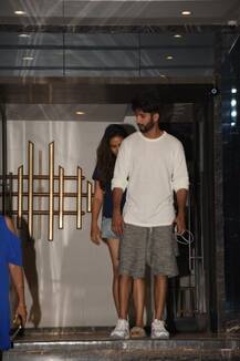 ছবিতে দেখুন: মুম্বইয়ে বৃষ্টির সন্ধ্যায় শাহিদ-মীরার ডিনার ডেট