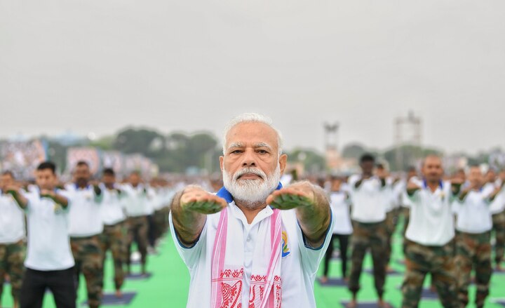 Yoga is above everything, make it integral part of life: PM Modi সবকিছুর ঊর্ধ্বে যোগাভ্যাস, পৌঁছে দিতে হবে সমাজের সর্বস্তরের মানুষের কাছে: মোদি