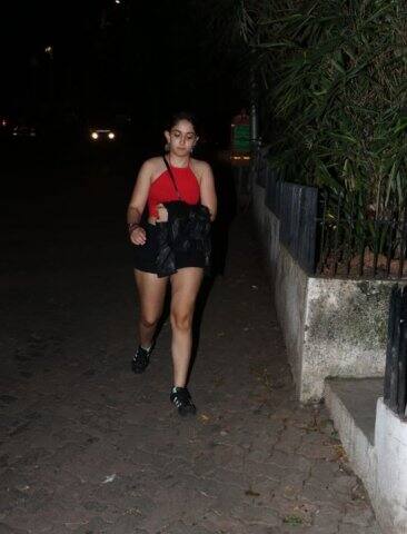 ইরা সোশ্যাল মিডিয়ায় খুবই সক্রিয়। মাঝেমধ্যেই বিভিন্ন ছবি পোস্ট করেন। (ছবি-মানব মঙ্গলানি)