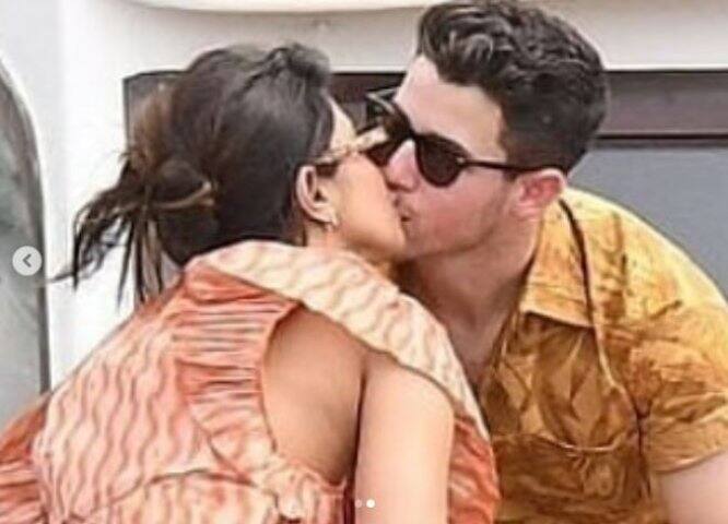 সোশ্যাল মিডিয়ায় তাঁদের ছবিগুলি দ্রুত ভাইরাল হয়েছে। 