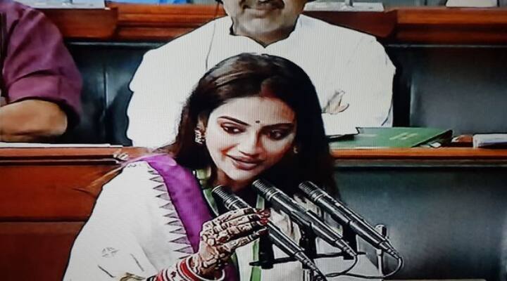 সম্প্রতি তুরস্কের বোদরুম শহরে ব্যবসায়ী নিখিল জৈনের সঙ্গে বিবাহ বন্ধনে আবদ্ধ হন নুসরত জাহান।(সব ছবি- টুইটার)