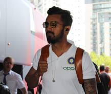 ছবিতে দেখুন: বিশ্বকাপে ইংল্যান্ডের বিরুদ্ধে ম্যাচ খেলতে বার্মিংহ্যামে পৌঁছে গেল ভারতীয় দল