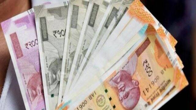 Cost of Rs 2000 note falls 65 paise per piece in 2018-19 period ২,০০০ টাকার নোট তৈরির খরচ কমল ৬৫ পয়সা