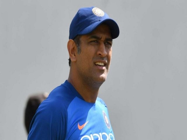 After Retiring From International Cricket, MS Dhoni Likely To Join BJP: Sanjay Paswan ক্রিকেট ছাড়ার পর বিজেপিতে যোগ দিতে পারেন ধোনি, দাবি এই রাজনীতিকের