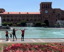 দুই মেয়ে, বয়ফ্রেন্ডের সঙ্গে আর্মেনিয়ায় ছুটি কাটাচ্ছেন সুস্মিতা