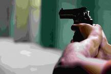 গোরক্ষপুরে শিল্পপতির বাড়ি ক্রিকেট বল কুড়োতে যাওয়ায় গুলিবিদ্ধ তরুণ