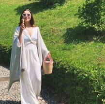 নেমেছে বর্ষা, পরিবারের সঙ্গে সময় কাটাচ্ছেন আলিয়া ভট্ট