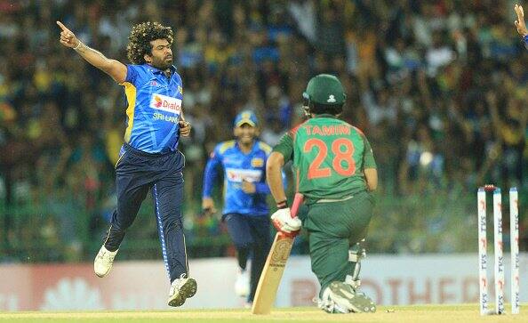 ৩৫ বছরের মালিঙ্গাই একমাত্র বোলার যাঁর একদিনের ক্রিকেটে তিনটি হ্যাটট্রিক রয়েছে। 