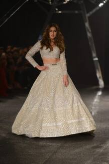 এতটাই কম মধ্যাহ্নভোজ সারার! সোশ্যাল মিডিয়ায় ছবি শেয়ার করলেন বরুণ